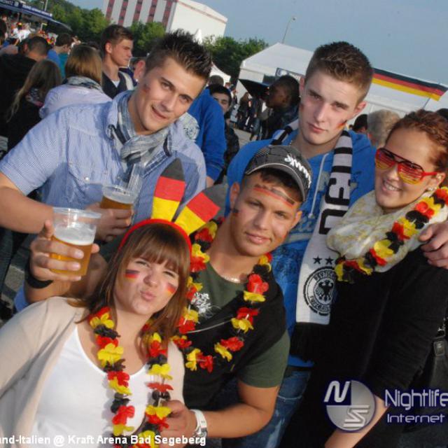 Möbel Kraft EM Arena Public Viewing DEU gegen ITA