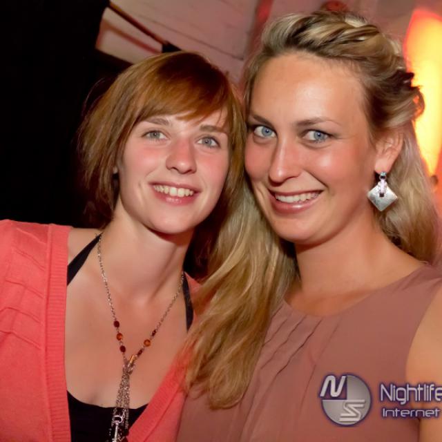 Ü25 Party